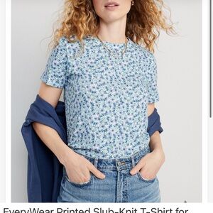 Old Navy Floral T-Shirt size small